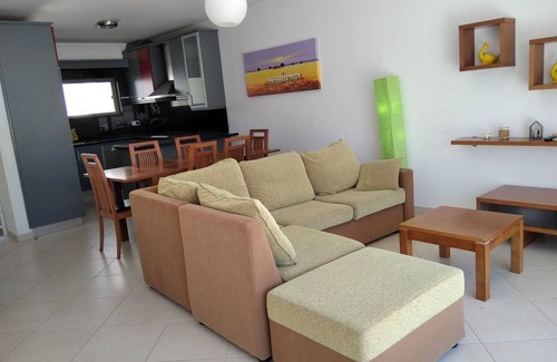 Manta Rota House | Beautiful 3 Bed Townhouse, Steps from the Beach & Ocean View