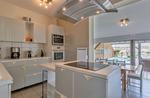 Vieux-Boucau-les-Bains House | Inviting Villa for 8 with Private Pool & Ocean View