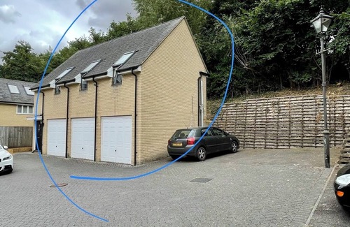 Colchester Apartment | Cozy 1-Bed Studio in Colchester with Kitchen Access