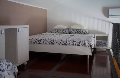 Rozino Apartment | Elegant 1-Bedroom Apartment with Oceanfront Views