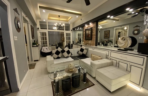 Bagumbayan Condo | Cozy 1BR Eastwood Condo Suite with Great Family Amenities