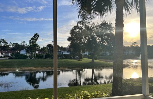 North Naples Condo | Exceptional Carlton Lakes Condo with Pool & Spa in Naples