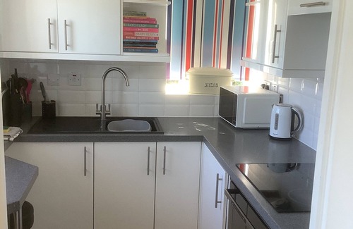 Dalkey Apartment | Beautiful 2 Bedroom Apartment with Oceanfront Views
