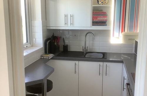 Dalkey Apartment | Beautiful 2 Bedroom Apartment with Oceanfront Views