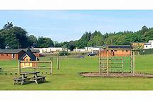Balminnoch Apartment | Relaxing 2-Bed Apartment with Pool in Newton Stewart