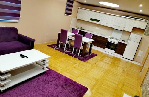 Novi Grad Sarajevo Apartment | Cozy 2-Bed Apartment in Sarajevo with Kitchen & Breakfast