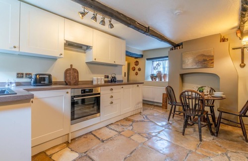Winchcombe House | Guest Rated 10/10: Cozy 2 Bed Cottage in Winchcombe