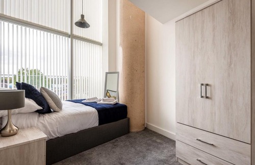 Rotherham Apartment | Modern 2 Bed Riverside Apartment with Child-Friendly Amenities