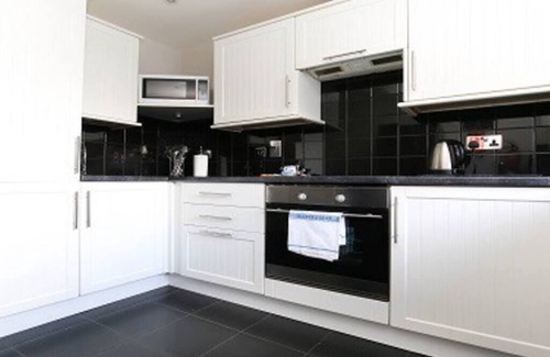 North Shields Apartment | Relax at Cookson's Retreat with Family-Friendly Amenities