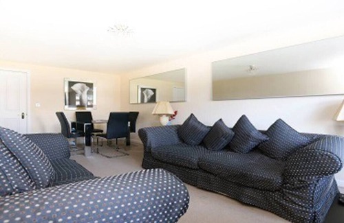 North Shields Apartment | Relax at Cookson's Retreat with Family-Friendly Amenities