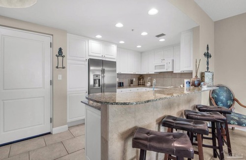 Pensacola Beach Condo | Stunning 2-bedroom condo in amazing Pensacola Beach with gorgeous Gulf views