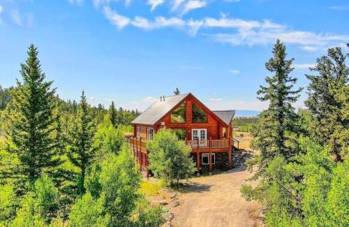 Indian Mountain House | Stunning 2 Bedroom 1.5 Bath Cabin on 3.5 Acres