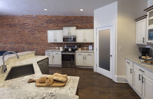 Wooster Apartment | Elevator Access 2-Bedroom Loft - Guests Rate 10/10!