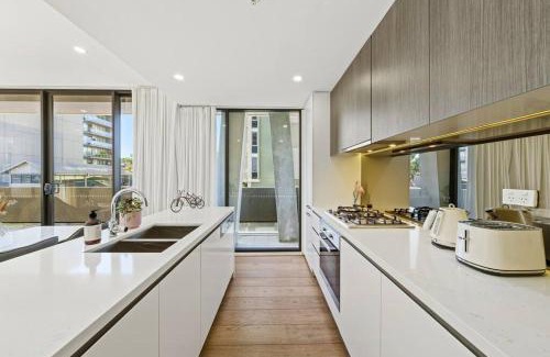 Waterloo Apartment | Delightful 2 Bedroom Apartment in Waterloo with Pet-Friendly Amenities