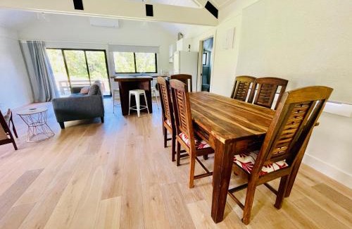 Tamahere House | Family-Friendly 2 Bedroom Guesthouse with Pool & High Reviews
