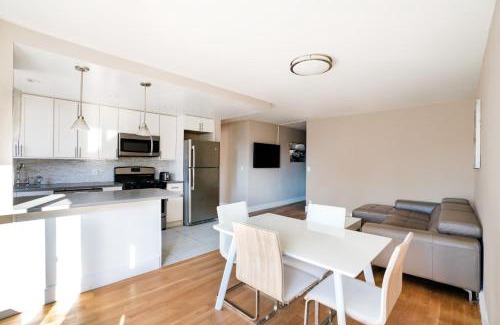 Manhattan Valley Apartment | Inviting 2 BR Getaway in NYC with Private Balcony