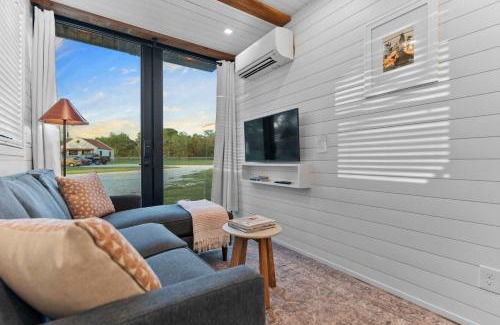 Waco House | Discover the Unique Cool River "Helm" Container Home