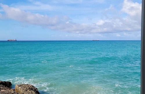 Pelican Key Villa | Oceanfront Villa with Pool & Spa - Guest Rated 10/10