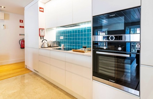 Encarnacao Apartment | Charming 2-Bedroom Apartment in Chiado - Rated 9.6/10