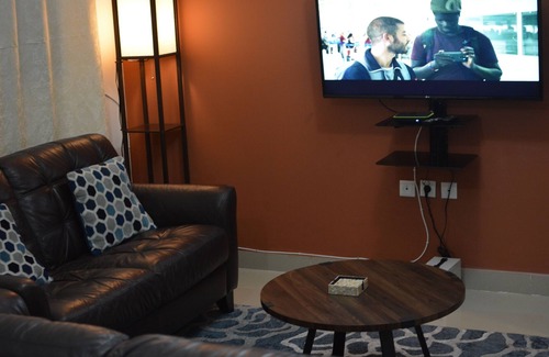 Gombe Apartment | Modern 2BR in Kinshasa Downtown Near French Embassy