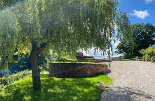 Llanychan House | Idyllic 3-Bed Retreat in a Private Hidden Valley