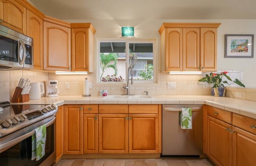 Kona Palisades House | Stunning 3-bedroom 2-bath home in Kailua Kona with AC sleeps 8