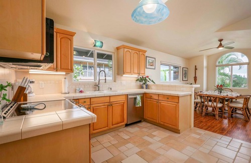 Kona Palisades House | Stunning 3-bedroom 2-bath home in Kailua Kona with AC sleeps 8