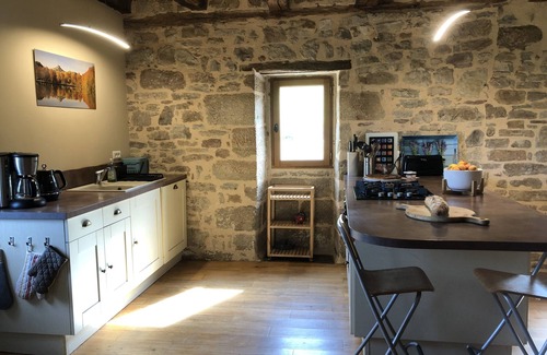 Meyssac House | Pet-Friendly Farmhouse with Private Heated Pool & Spa