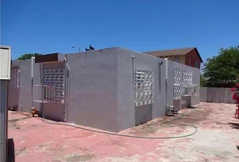 San Anton Apartment | Family-Friendly Home with 3 Bedrooms and Pet Amenities