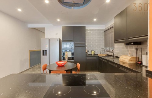 Birkirkara Apartment | Stunning 3BR APT with 2 Private Terraces in B'kara