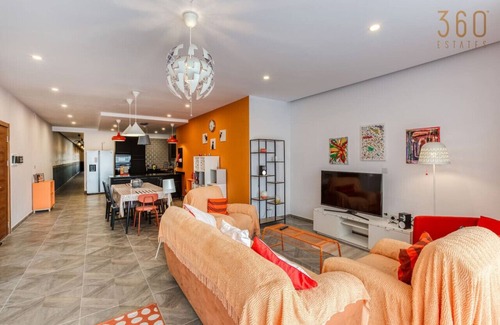 Birkirkara Apartment | Stunning 3BR APT with 2 Private Terraces in B'kara
