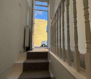Ferndale Apartment | Family-Friendly 3BR Maisonette in Vibrant Brixton