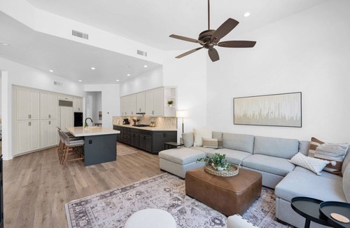 Talon Retreat House | Guest Rated 10/10 North Scottsdale Home with Pool Access