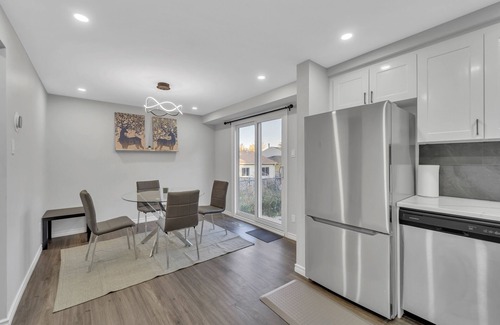 Kitchener House | Spacious 4-Bedroom Haven with Spa & Breakfast Included