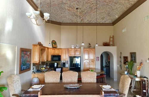 Puerto Penasco Villa | Beachfront 4 Bedroom Villa with Pool at Las Palmas Resort