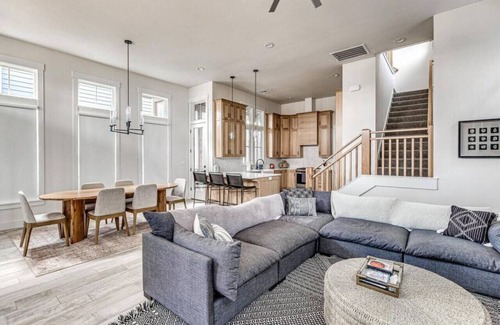 Eufaula House | Lakefront Escape: Guest Rated 10/10 with Ocean Views