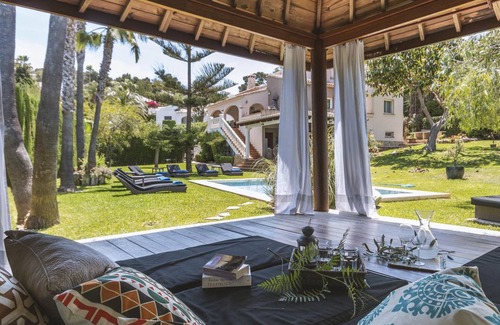 El Tosalet Villa | Stunning 4BR Villa with Private Pool, Mountain Views & Near El Arenal Beach, Jávea