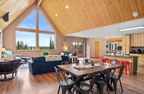 Fairbanks House | Exceptional 5-Bedroom Home at Fox Den with Stunning Views