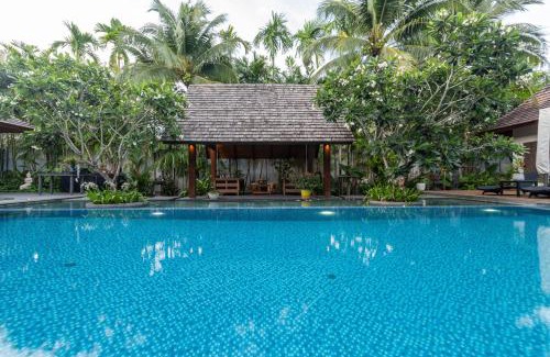 Choeng Thale Villa | Beautiful 5BR Villa with Pool & Tropical Garden Retreat