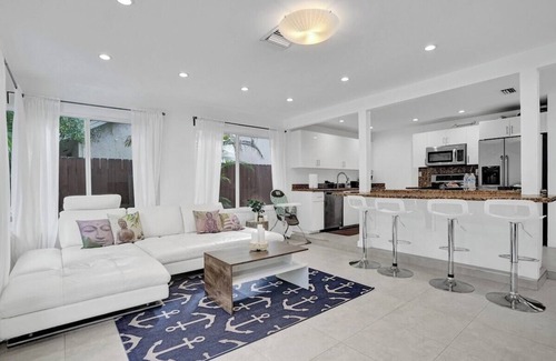Ives Estates Villa | Exclusive 5BR Villa with Heated Pool & Ocean Views