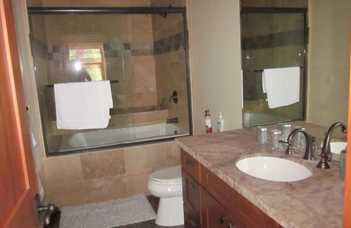 Pioneer Trail House | Elegant Home with Breathtaking Views and Top Amenities