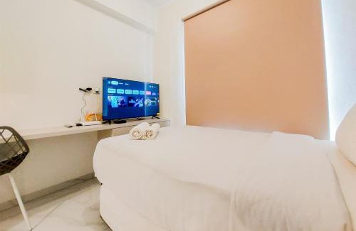 Pinang Apartment | Stylish Studio Apartment at Sky House Alam Sutera