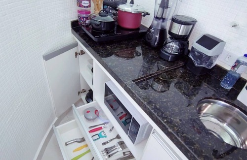 Sao Paulo Apartment | Stunning Apartment with Garage, Hakka, Market and Hospitals nearby