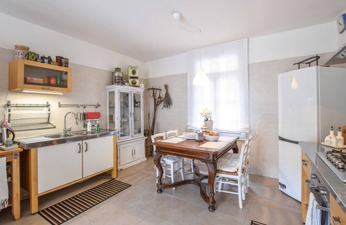 Driolassa Apartment | Relaxing Studio Apartment in Rivignano Teor - 10/10 Rating