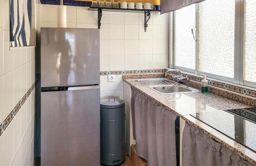 Muchamiel Apartment | Pet-Friendly 2 Bedroom Retreat in El Campello with Ocean View