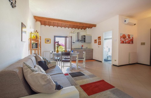 Montagnana Apartment | Cozy Central Apartment with Spa and Breakfast Included