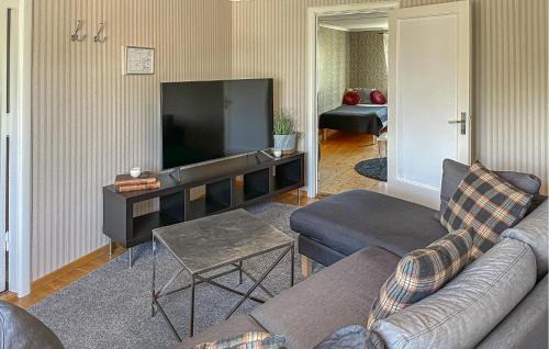 Burseryd Apartment | Cozy Apartment in Burseryd with Sauna for Family Fun