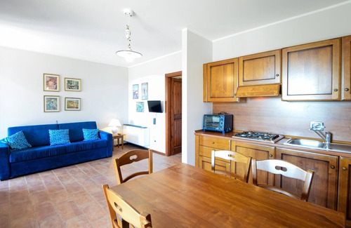 Monteluiano Apartment | Experience Breathtaking Countryside Views in a Cozy Retreat