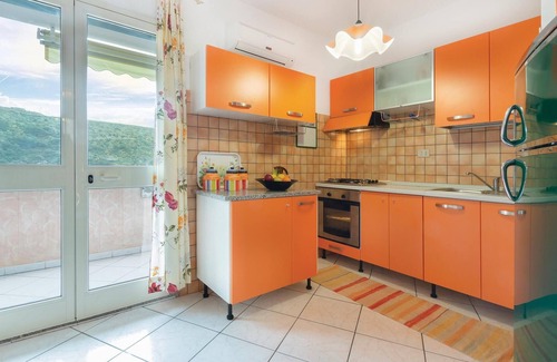 Buggerru Apartment | Comfortable 3 Bedroom Retreat with Ocean View in Buggerru