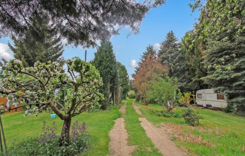 Koenigs Wusterhausen Apartment | Charming Apartment in Königs Wusterhausen with Family Amenities